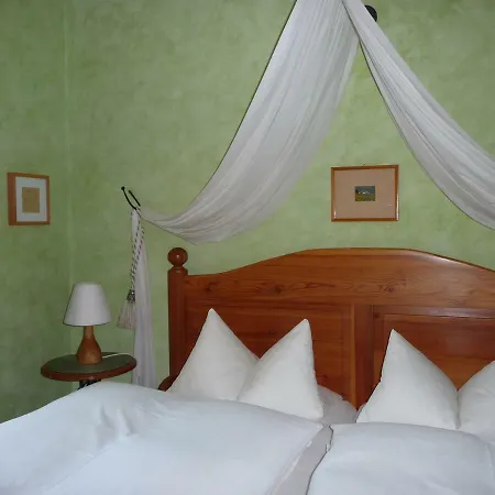 Garni Lindenhof Im Steigerwald Hotel